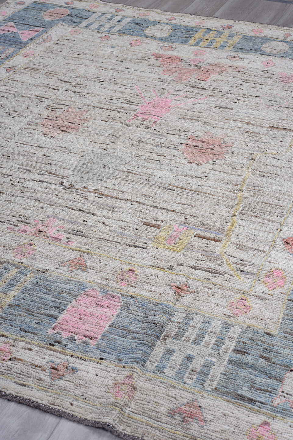 8' x 9' one-of-a-kind handmade vintage Oushak large size rug. Color palette: ivory, pale blue, blush, taupe, soft gold, rose