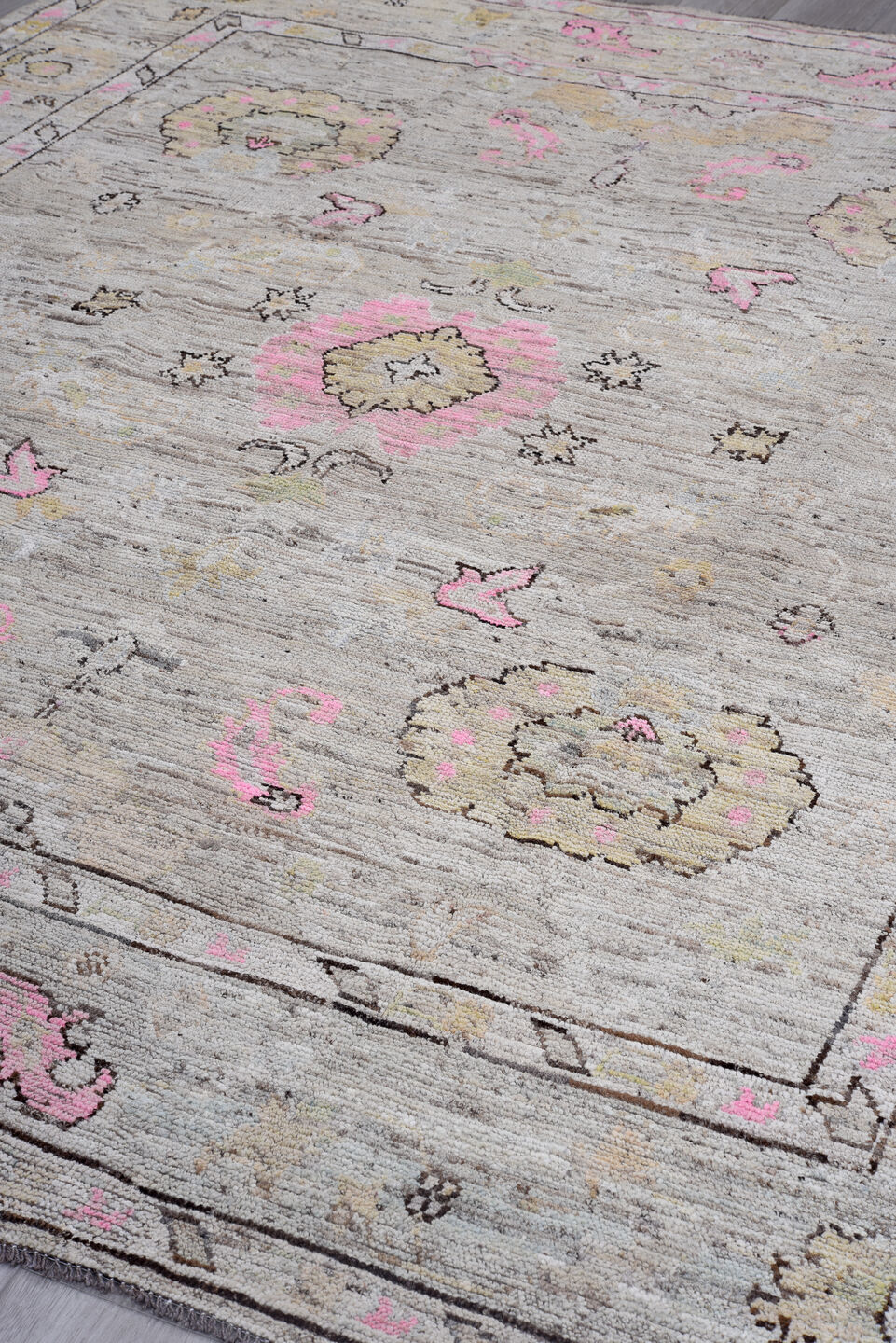 8' x 9' one-of-a-kind handmade vintage Oushak large size rug. Color palette: taupe, ivory, blush, beige, gold, charcoal