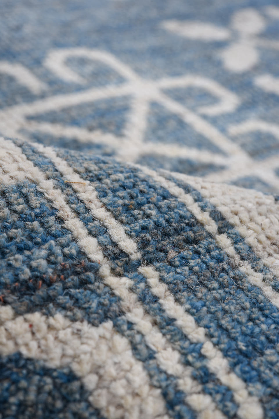 8' x 10' one-of-a-kind handmade vintage Oushak large size rug. Color palette: blue, ivory, slate, gray