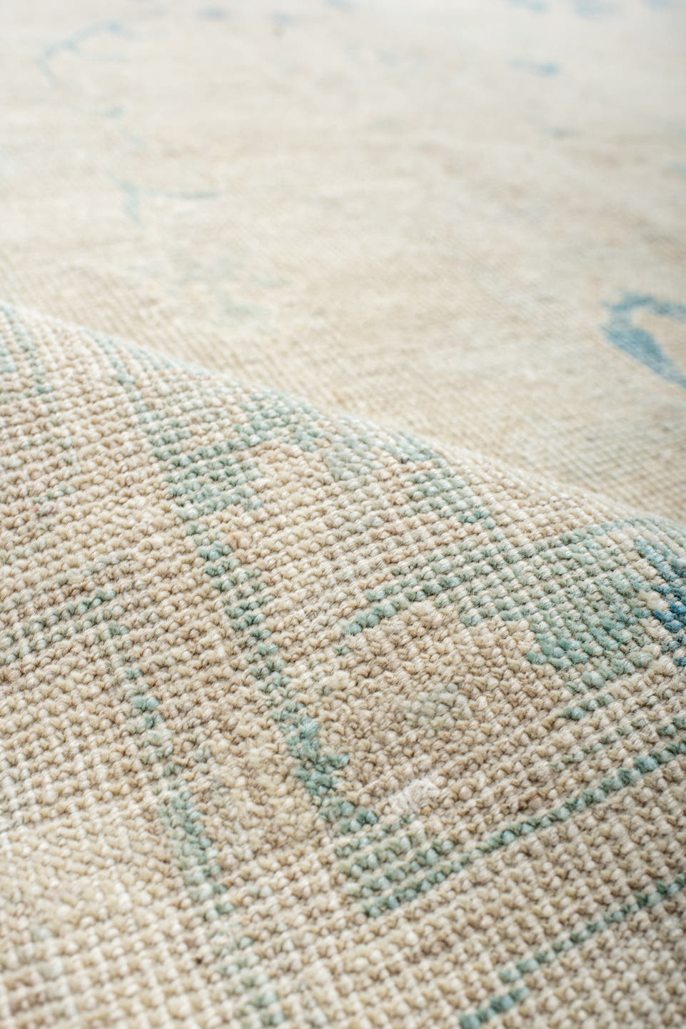 8' x 10' one-of-a-kind handmade vintage Oushak large size rug. Color palette: ivory, pale blue, cream, beige, light blue
