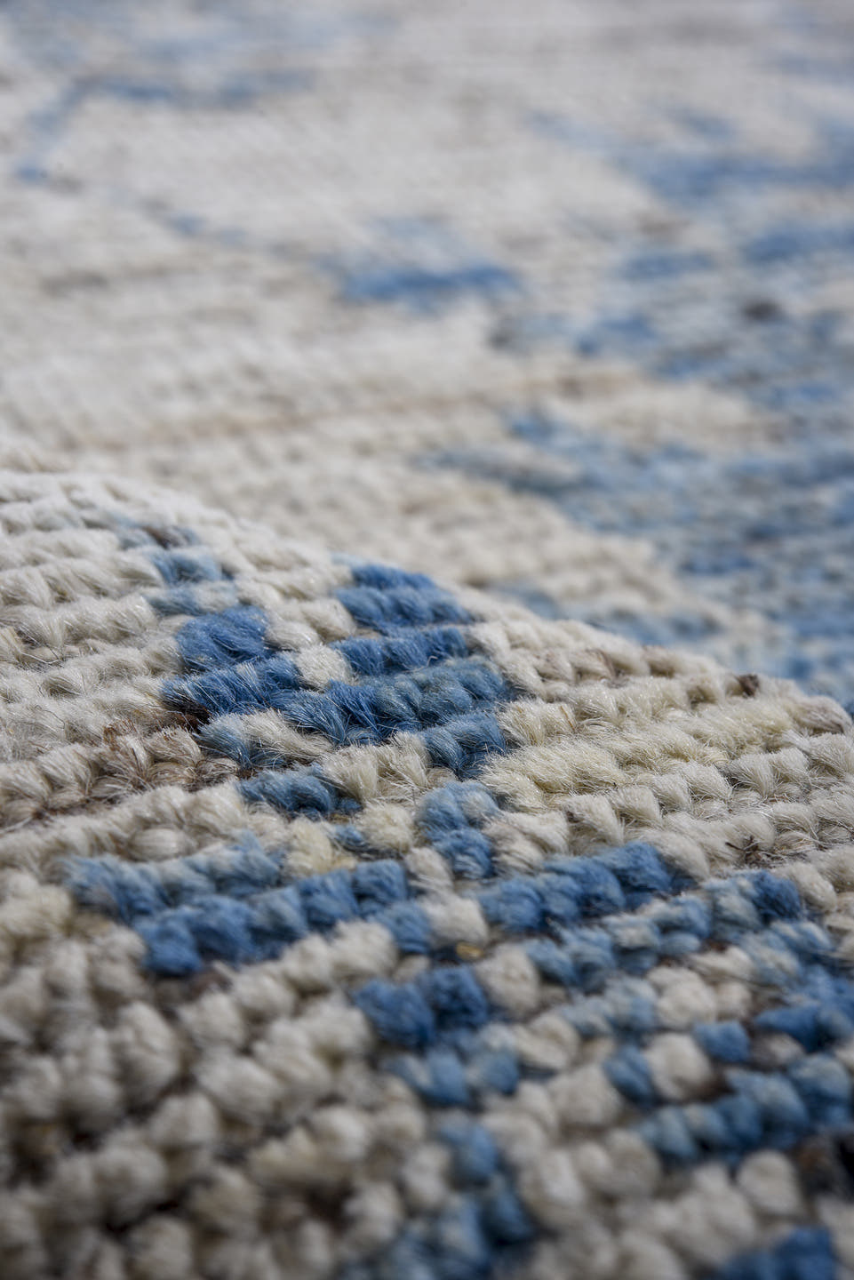 10' x 13' one-of-a-kind handmade vintage Oushak large size rug. Color palette: ivory, sky blue, slate, taupe, light blue