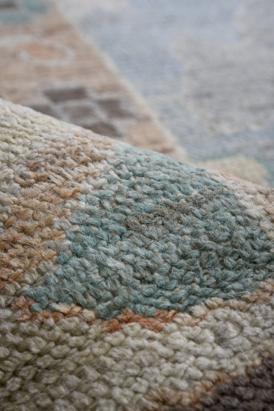9' x 12' one-of-a-kind handmade vintage Oushak large size rug. Color palette: sky blue, ivory, beige, sage, slate