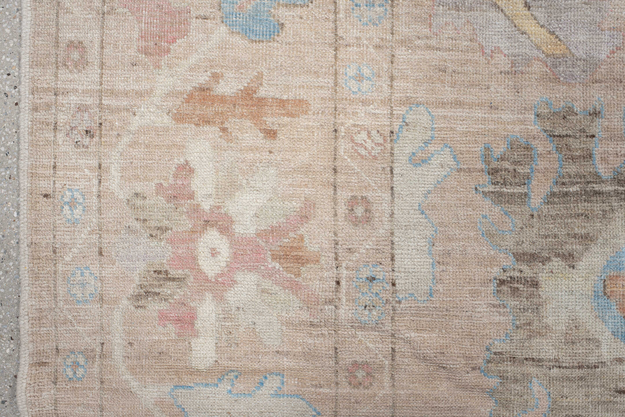 9' x 13' one-of-a-kind handmade vintage Oushak large size rug. Color palette: beige, ivory, sky blue, blush, taupe