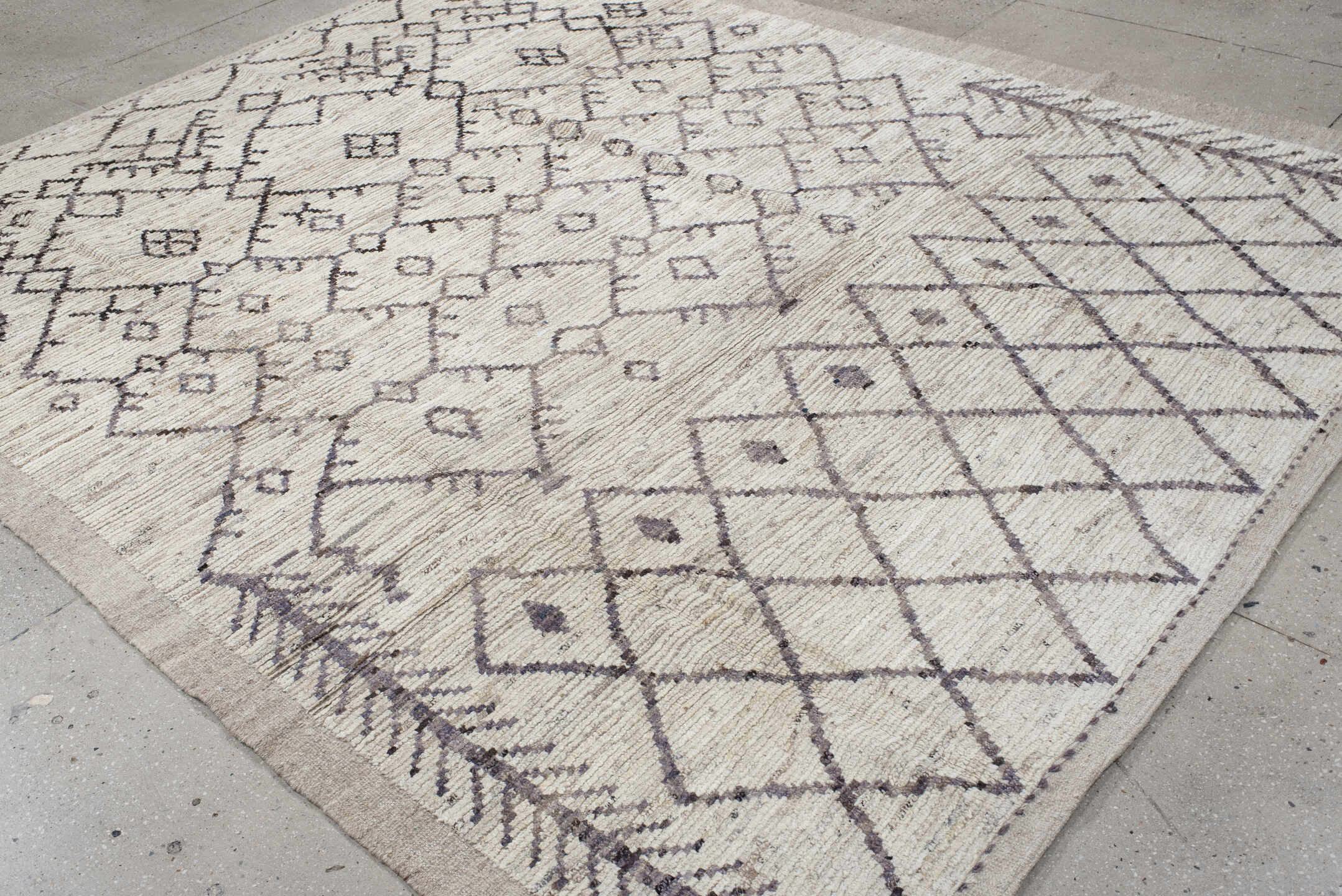 8' x 10' one-of-a-kind handmade vintage Tulu large size rug. Color palette: gray, off-white, light gray, black, linen