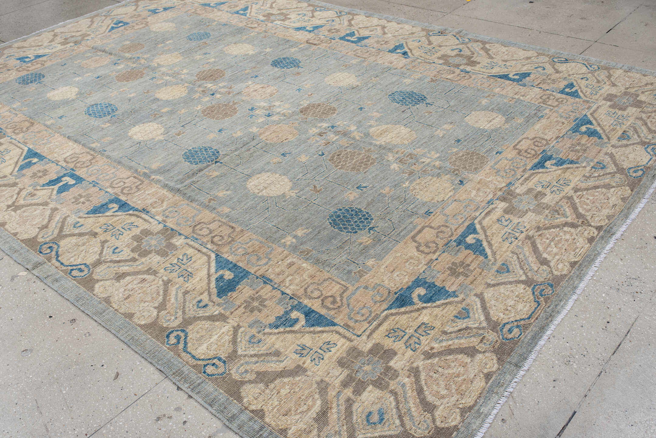 9' x 12' one-of-a-kind handmade vintage Oushak large size rug. Color palette: pale blue, ivory, taupe, sky blue, beige