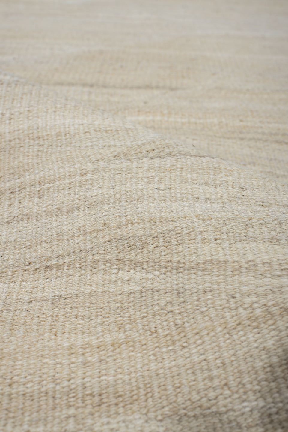 4' x 9' one-of-a-kind handmade vintage Kilim runner rug. Color palette: antiquewhite, brown, gray, light gray, linen