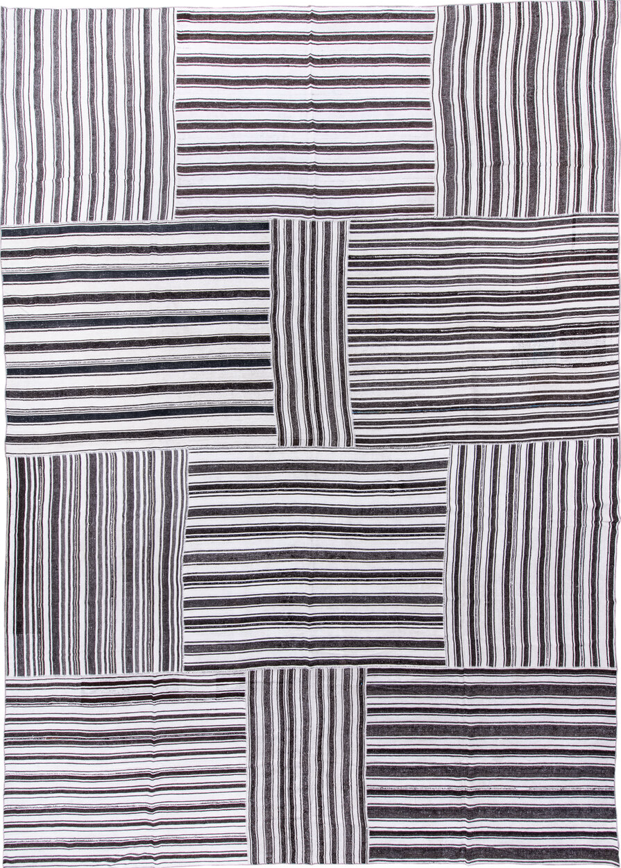 15' x 21' one-of-a-kind handmade vintage Flatweave oversize rug. Color palette: gray, light gray, blue, pink, off-white