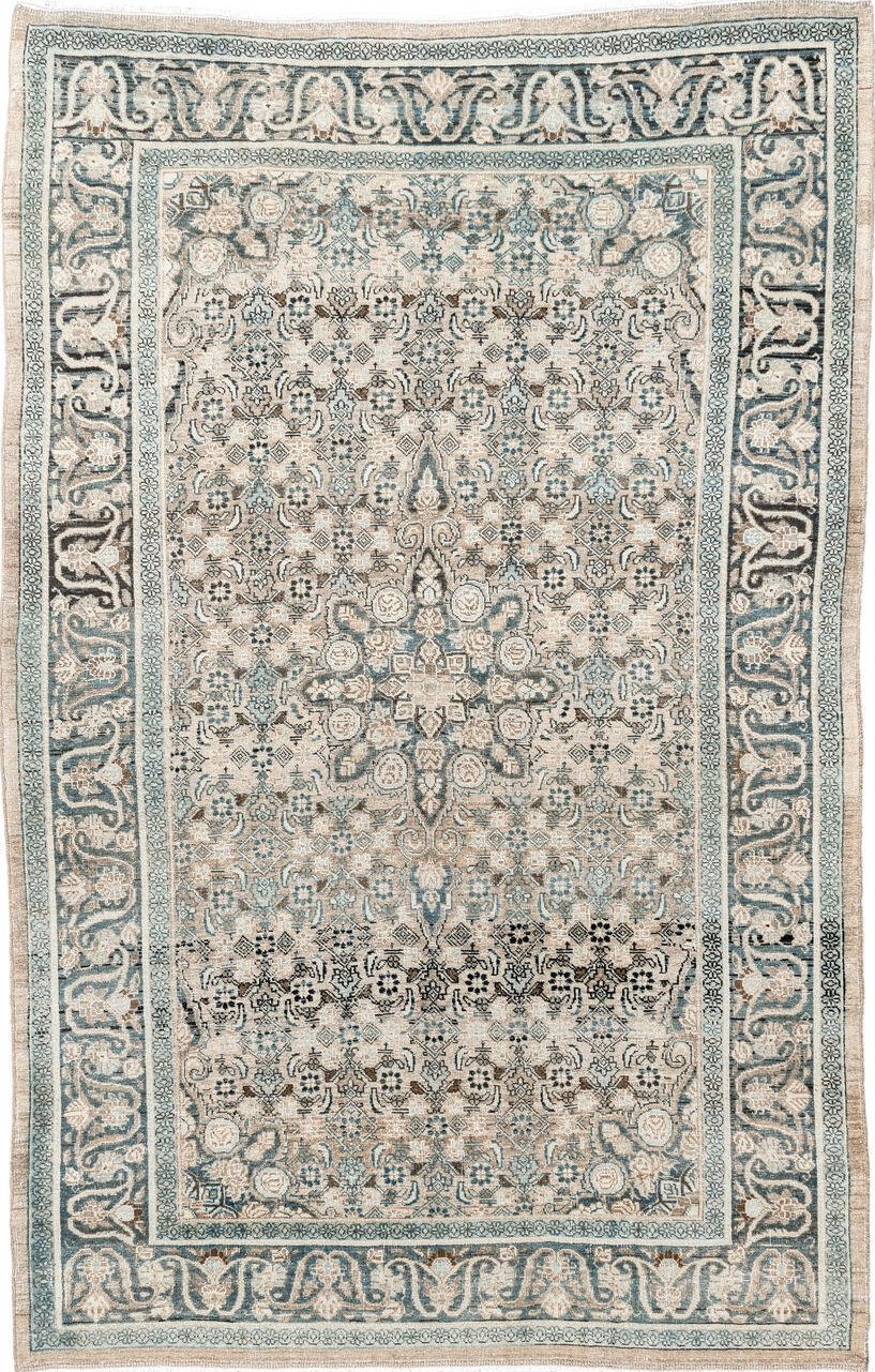 4' x 7' one-of-a-kind handmade vintage Bidjar rug. Color palette: gray, off-white, black, light gray, dim gray, linen