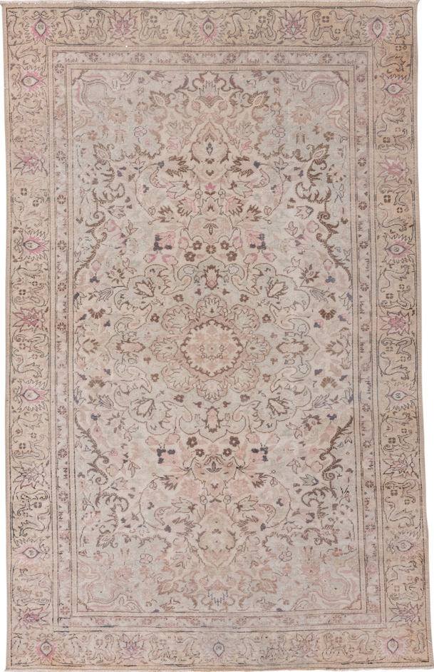 4' x 6' one-of-a-kind handmade vintage Kaisary small size rug. Color palette: dim gray, gray, light gray, off-white, pink