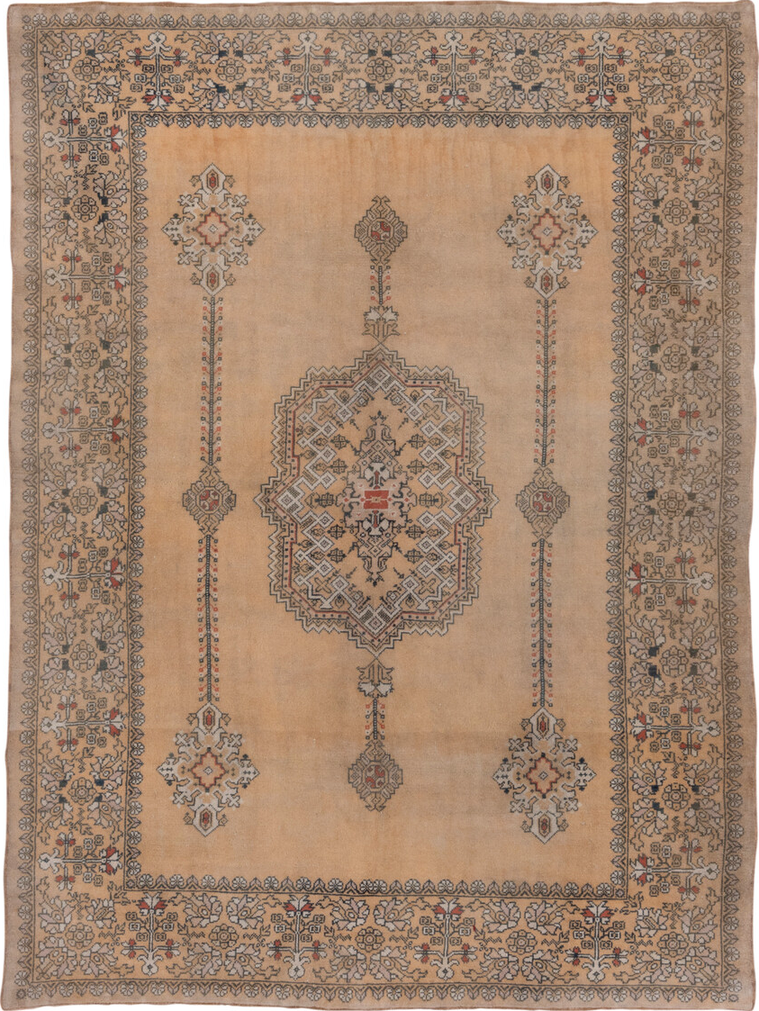 6' x 9' one-of-a-kind handmade vintage Sivas medium size rug. Color palette: brown, gray, pink