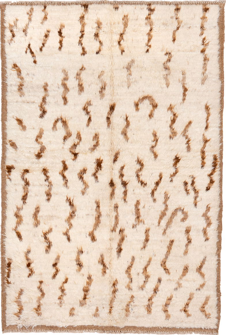 5' x 8' one-of-a-kind handmade vintage Moroccan medium size rug. Color palette: antiquewhite, brown, gray, light gray, linen