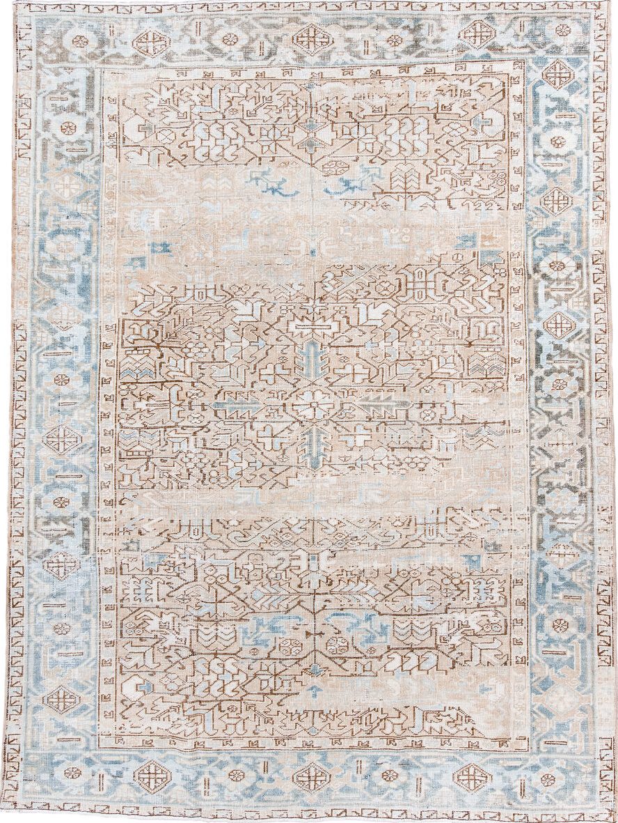 7' x 10' one-of-a-kind handmade vintage Heriz large size rug. Color palette: antiquewhite, brown, gray, light blue