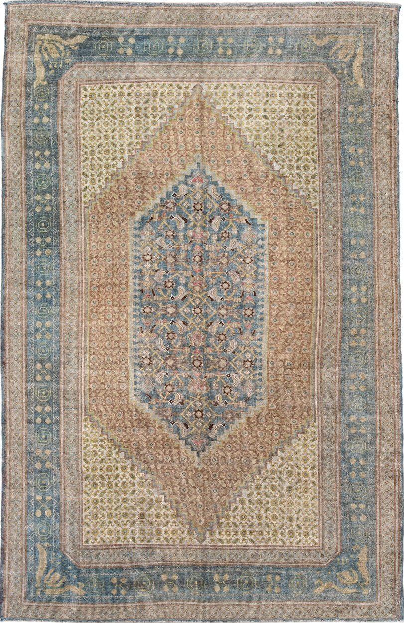 5' x 7' one-of-a-kind handmade vintage Sivas rug. Color palette: brown, dark gray, dim gray, gray, light gray, off-white