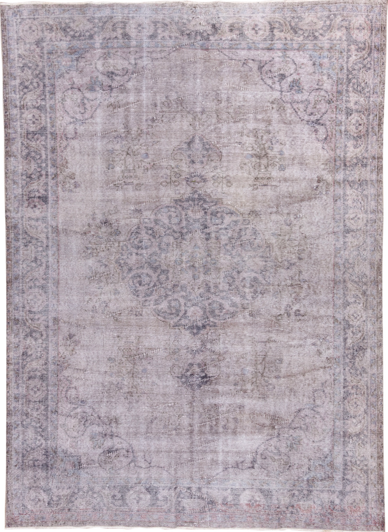 6' x 8' one-of-a-kind handmade vintage Sparta medium size rug. Color palette: gainsboro, gray, light gray, off-white, pink