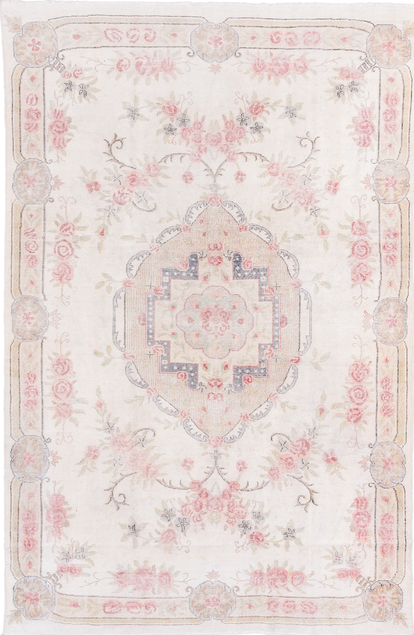 7' x 11' one-of-a-kind handmade vintage Sparta large size rug. Color palette: dark gray, gainsboro, gray, light gray, linen