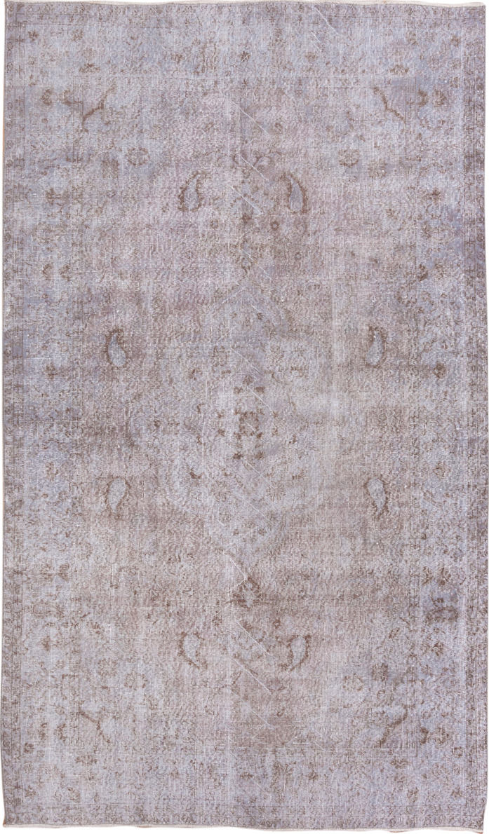 5' x 10' one-of-a-kind handmade vintage Sparta medium size rug. Color palette: gray, light gray, off-white, pink, silver
