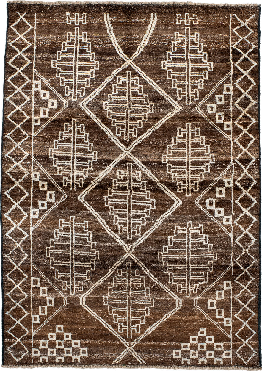 4' x 5' one-of-a-kind handmade vintage Moroccan small size rug. Color palette: antiquewhite, bisque, blanched almond, brown