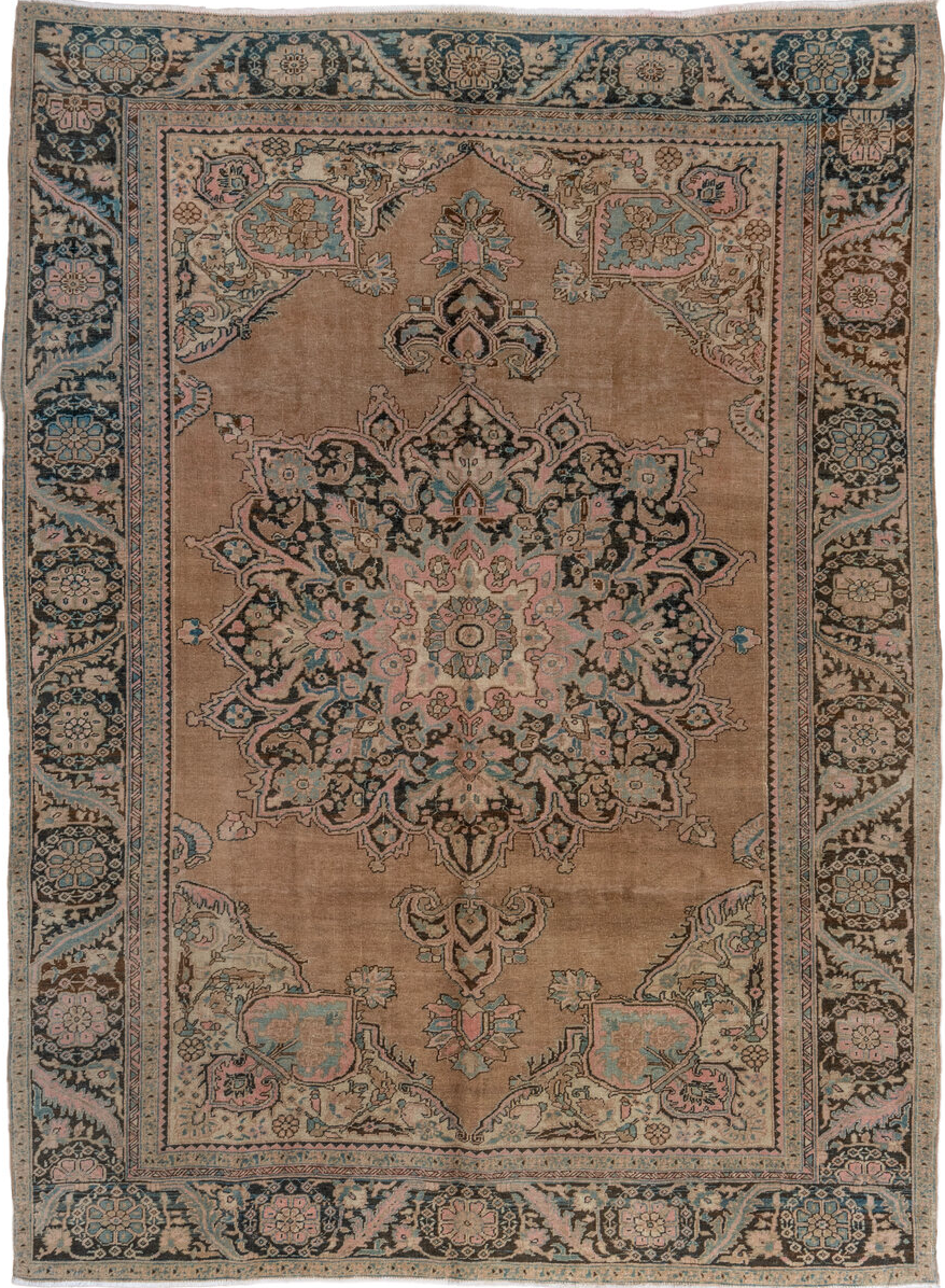 9' x 11' one-of-a-kind handmade vintage Heriz large size rug. Color palette: black, blue, brown, charcoal, dim gray, gray