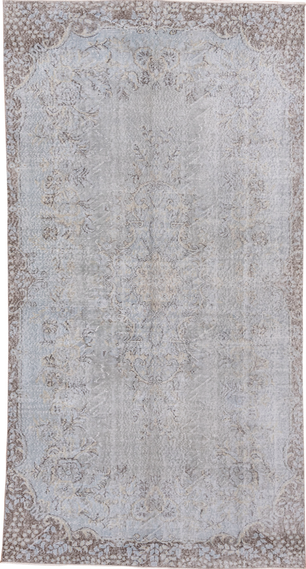 5' x 10' one-of-a-kind handmade vintage Sparta medium size rug. Color palette: dark gray, dim gray, gainsboro, gray