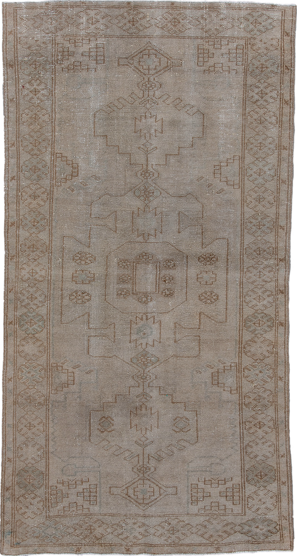 3' x 6' one-of-a-kind handmade vintage Malayer small size rug. Color palette: black, gray, light gray, off-white, snow
