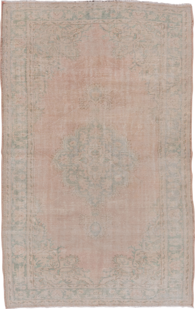 5' x 9' one-of-a-kind handmade vintage Sparta medium size rug. Color palette: brown, gray, light gray, off-white, pink, snow