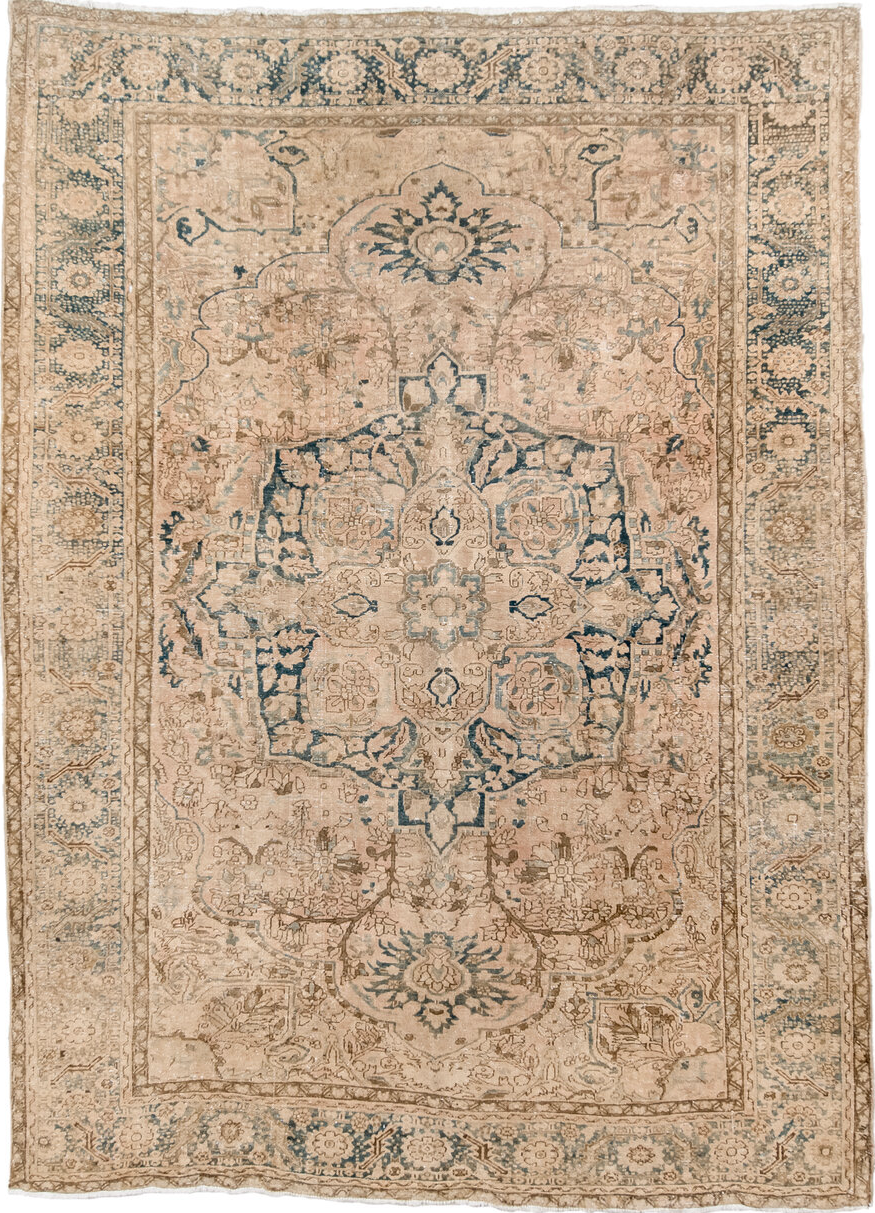 9' x 13' one-of-a-kind handmade vintage Heriz large size rug. Color palette: antiquewhite, bisque, brown, gray, light gray