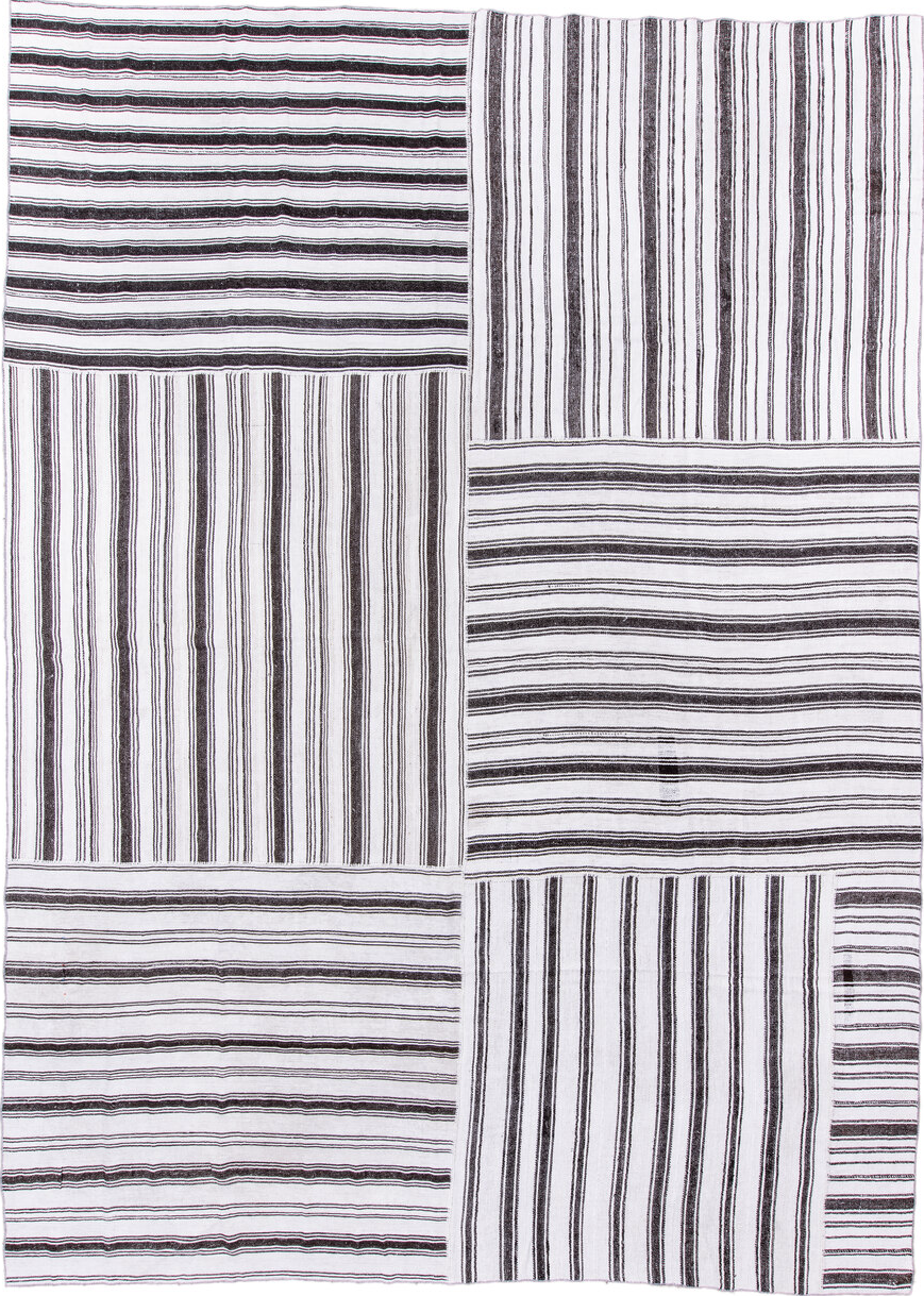 12' x 16' one-of-a-kind handmade vintage Flatweave oversize rug. Color palette: gray, pink, light gray, off-white