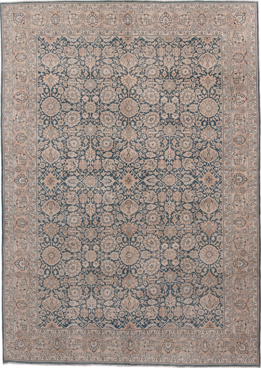 8' x 11' one-of-a-kind handmade vintage Sivas large size rug. Color palette: black, blue, brown, dim gray, gray, light gray