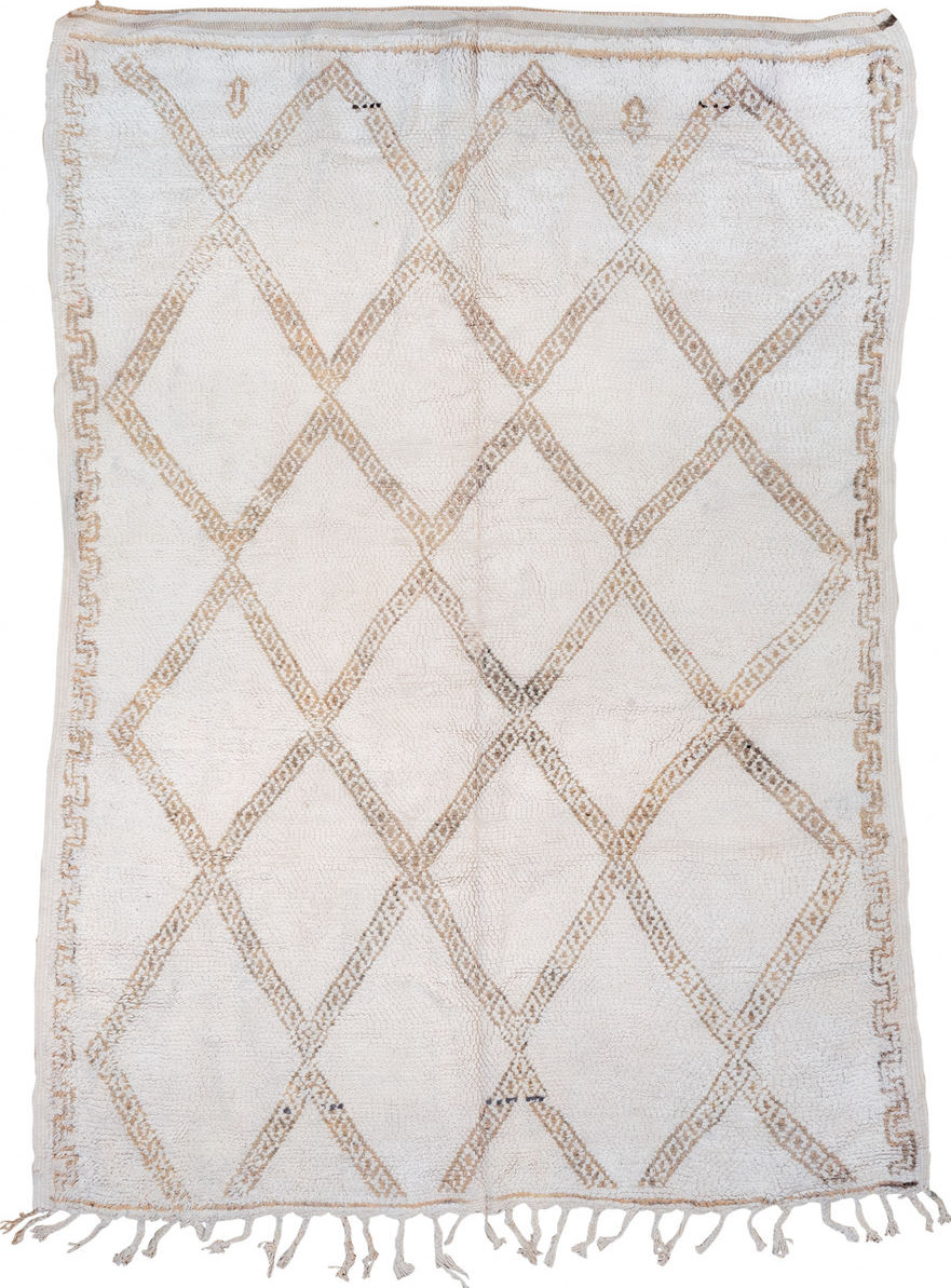 5' x 7' one-of-a-kind handmade vintage Moroccan rug. Color palette: brown, gainsboro, gray, light gray, linen, off-white
