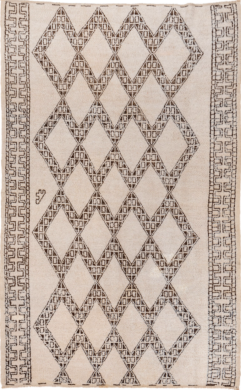 5' x 8' one-of-a-kind handmade vintage Moroccan medium size rug. Color palette: antiquewhite, brown, gray, light gray, linen
