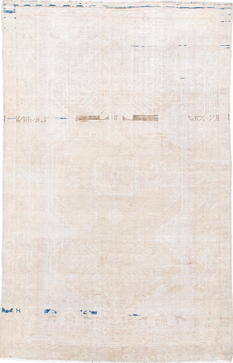 4' x 6' one-of-a-kind handmade vintage Hamadan small size rug. Color palette: antiquewhite, blue, gray, light gray, linen