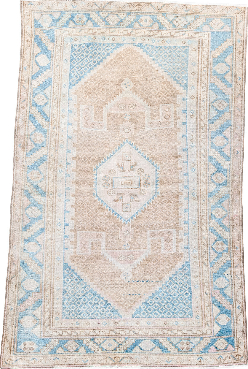 4' x 6' one-of-a-kind handmade vintage Hamadan small size rug. Color palette: dark gray, floral white, gainsboro, gray