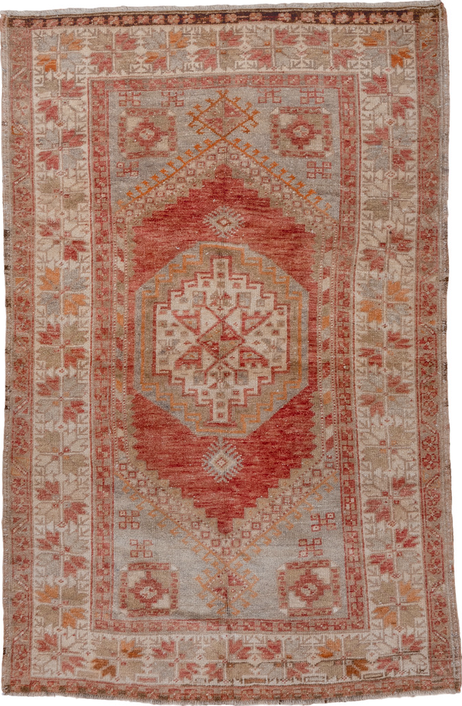 3' x 5' one-of-a-kind handmade vintage Kars small size rug. Color palette: brown, gray, pink