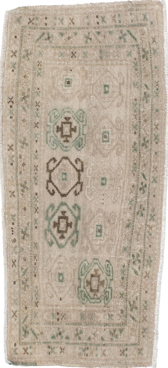1' x 3' one-of-a-kind handmade vintage Sarab small size rug. Color palette: brown, gray, light gray, off-white