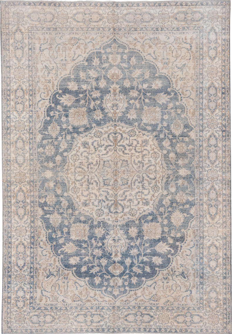 6' x 9' one-of-a-kind handmade vintage Oushak medium size rug. Color palette: dark gray, gainsboro, gray, light gray