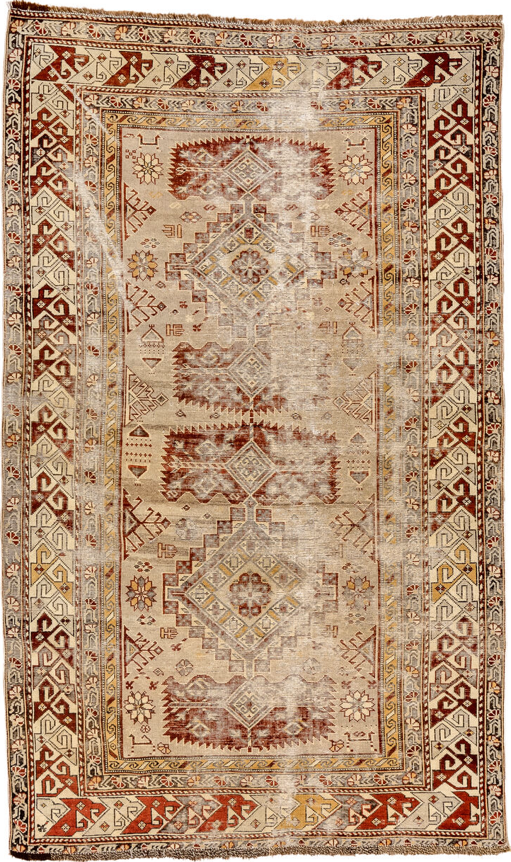 4' x 6' one-of-a-kind handmade vintage Shirvan small size rug. Color palette: bisque, blanched almond, brown, off-white
