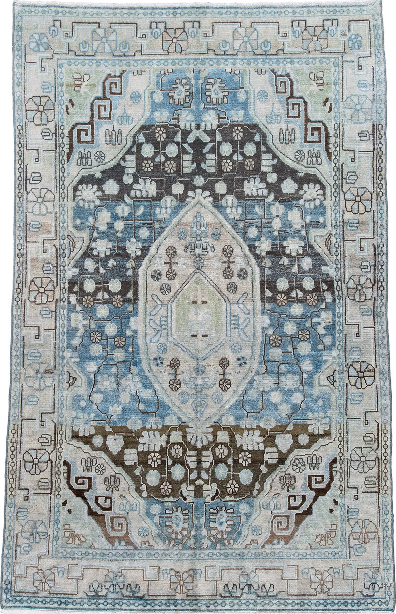 4' x 6' one-of-a-kind handmade vintage Hamadan small size rug. Color palette: black, blue, dark gray, dim gray, gainsboro