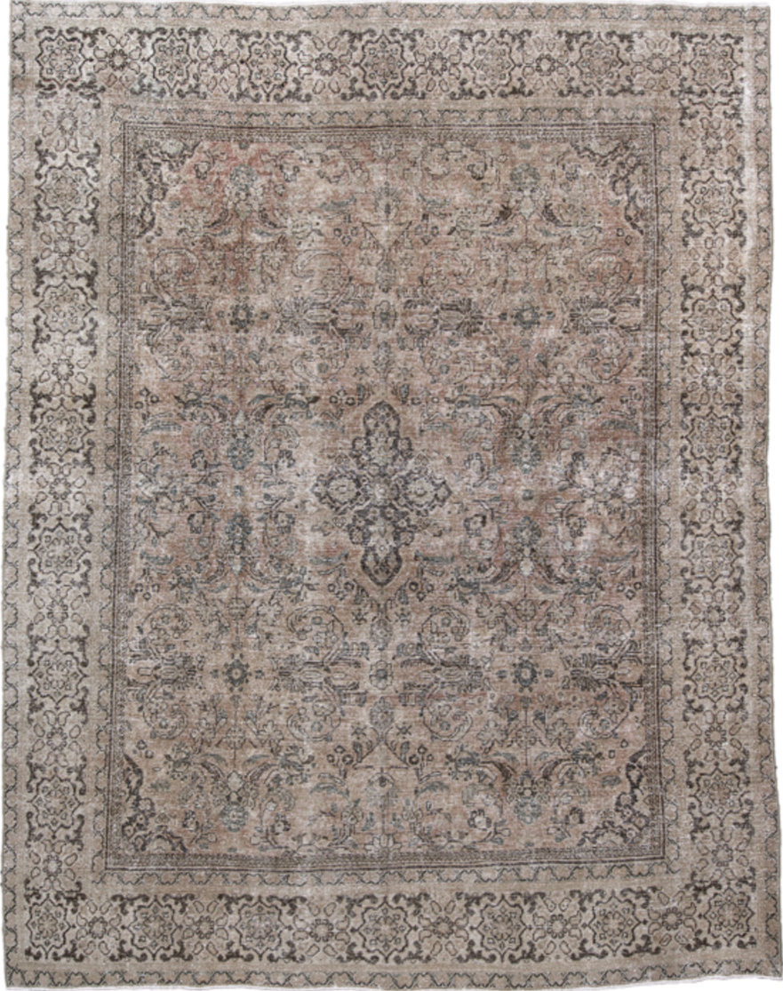 9' x 12' one-of-a-kind handmade vintage Mahal large size rug. Color palette: gray, light gray, pink, off-white, silver