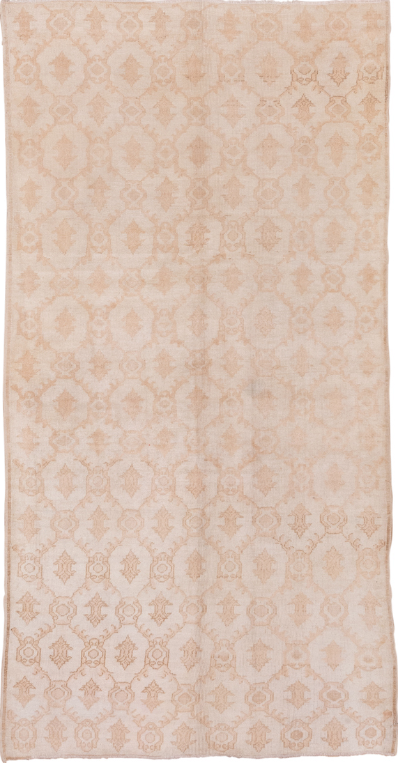 5' x 10' one-of-a-kind handmade vintage Konya medium size rug. Color palette: brown, gray, light gray, linen, off-white