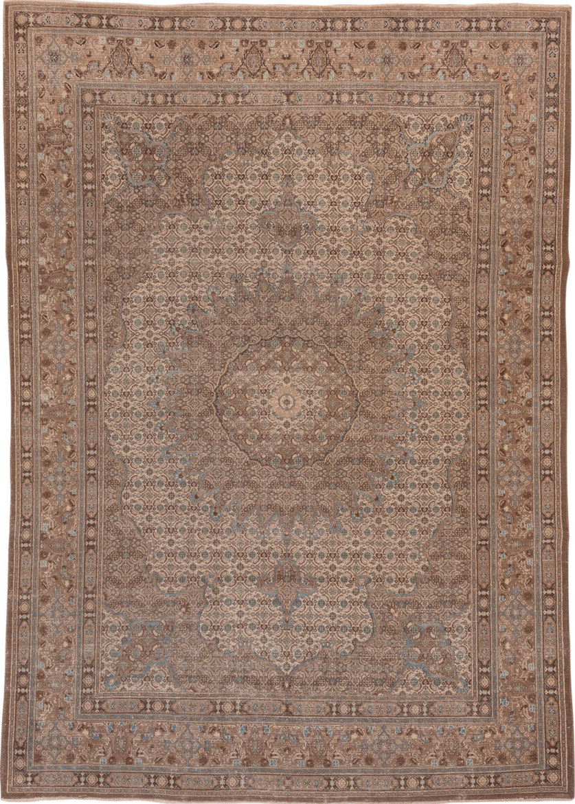 6' x 9' one-of-a-kind handmade vintage Sivas medium size rug. Color palette: brown, dim gray, gray, pink
