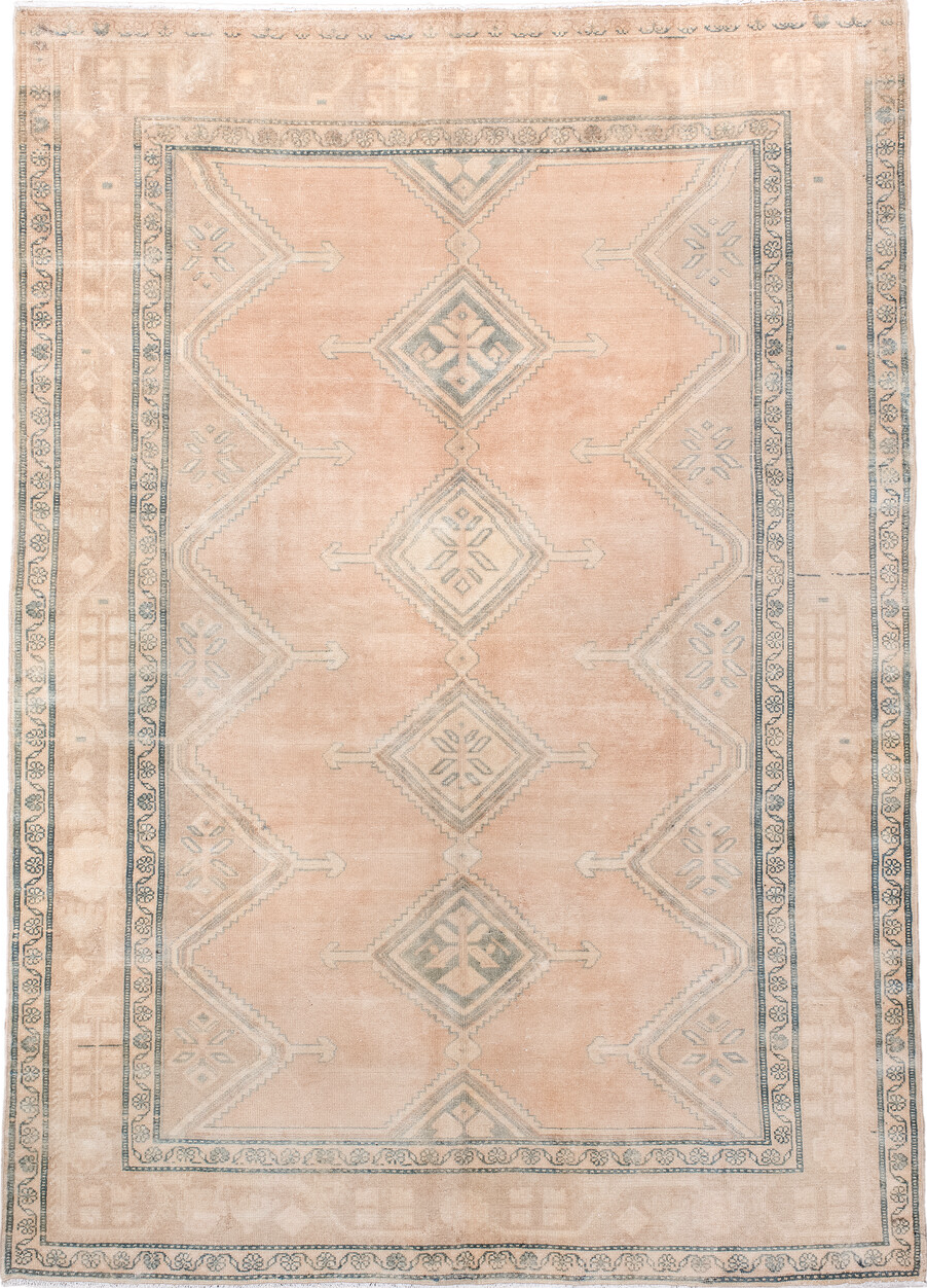 4' x 6' one-of-a-kind handmade vintage Malayer small size rug. Color palette: antiquewhite, blanched almond, brown, dim gray