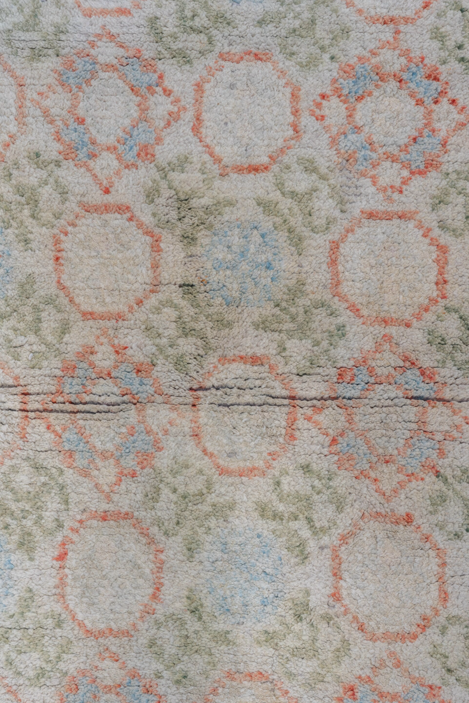 4' x 6' one-of-a-kind handmade vintage Cotton Agra small size rug. Color palette: brown, gainsboro, gray, light blue