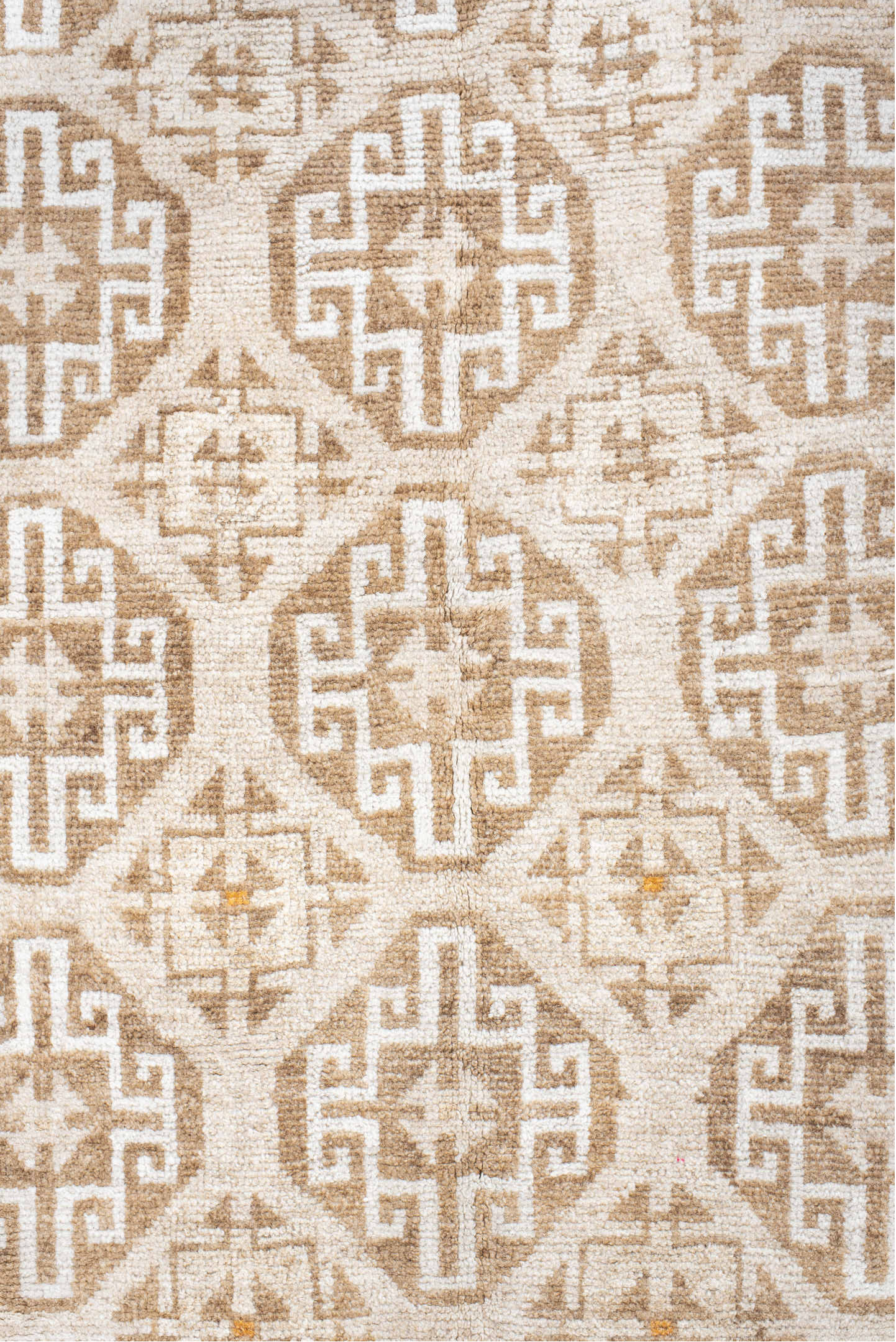 4' x 6' one-of-a-kind handmade vintage Gabbe small size rug. Color palette: antiquewhite, brown, gainsboro, gray, light gray