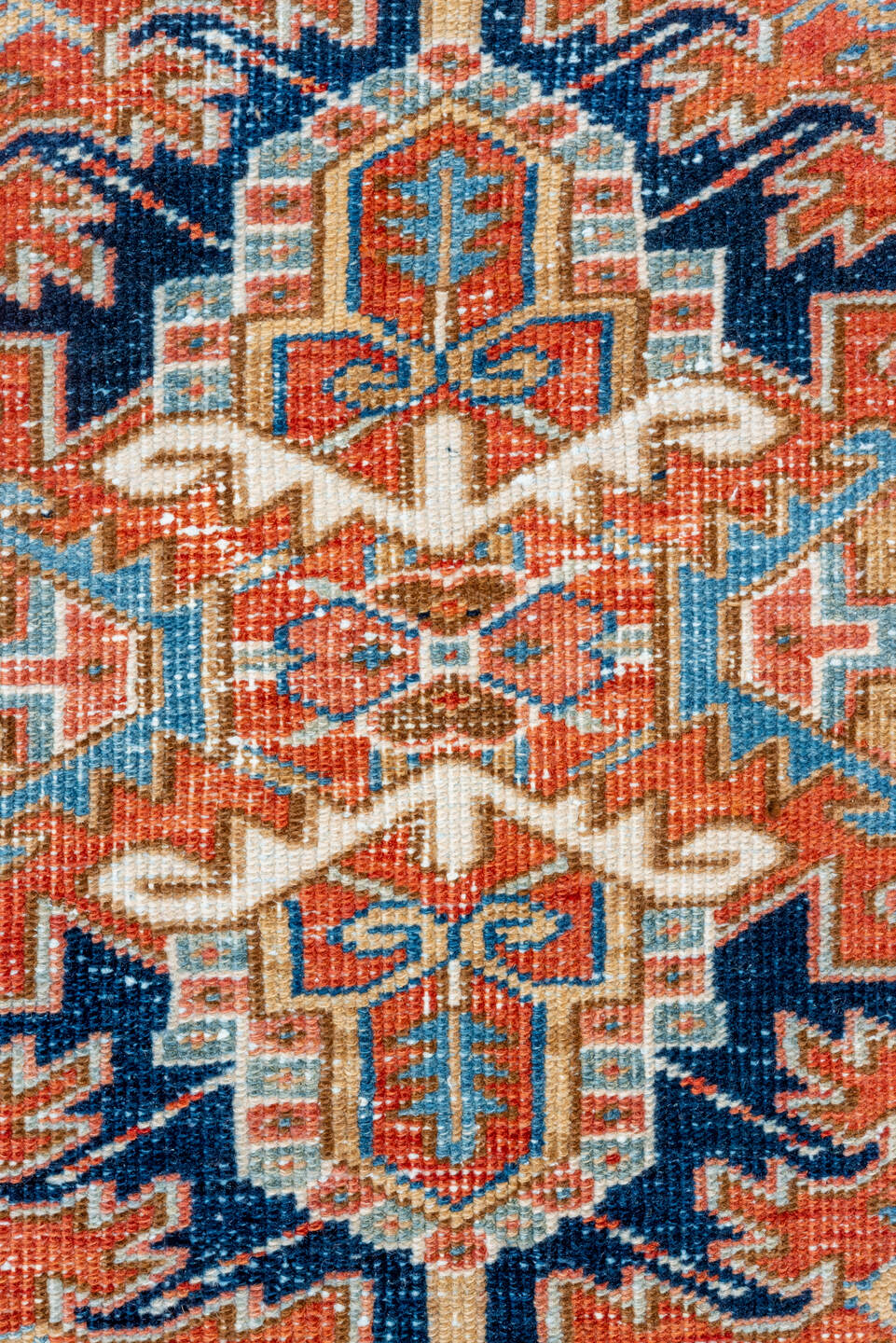 7' x 10' one-of-a-kind handmade vintage Heriz large size rug. Color palette: blue, brown, gray, light blue, light gray