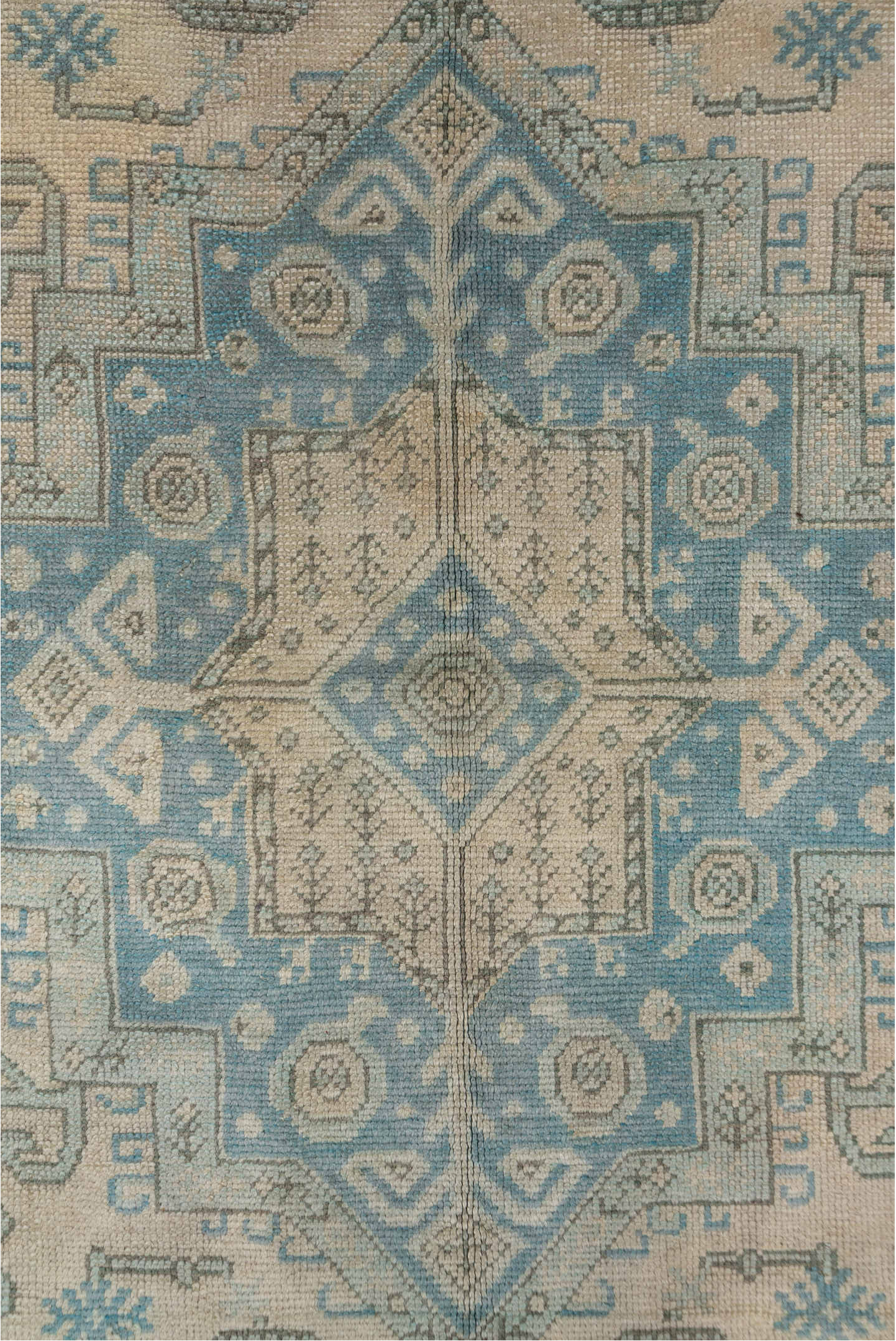 6' x 9' one-of-a-kind handmade vintage Oushak medium size rug. Color palette: gray, light gray, off-white