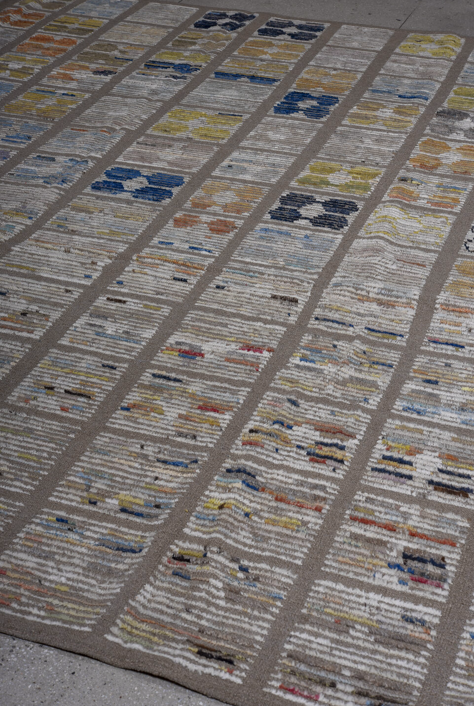 8' x 10' one-of-a-kind handmade vintage Tulu large size rug. Color palette: blue, brown, dark gray, dim gray, gainsboro