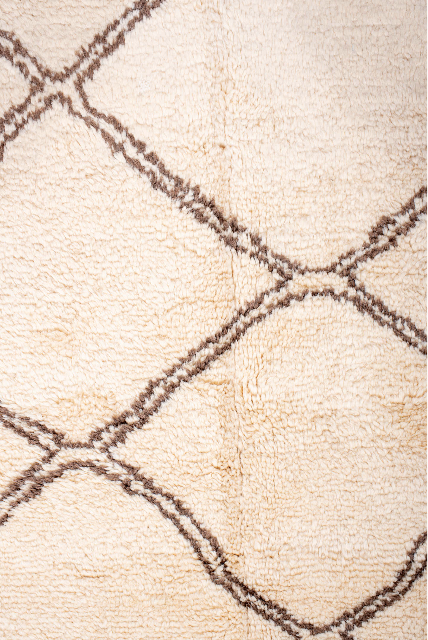 8' x 10' one-of-a-kind handmade vintage Moroccan large size rug. Color palette: antiquewhite, brown, floral white, gray