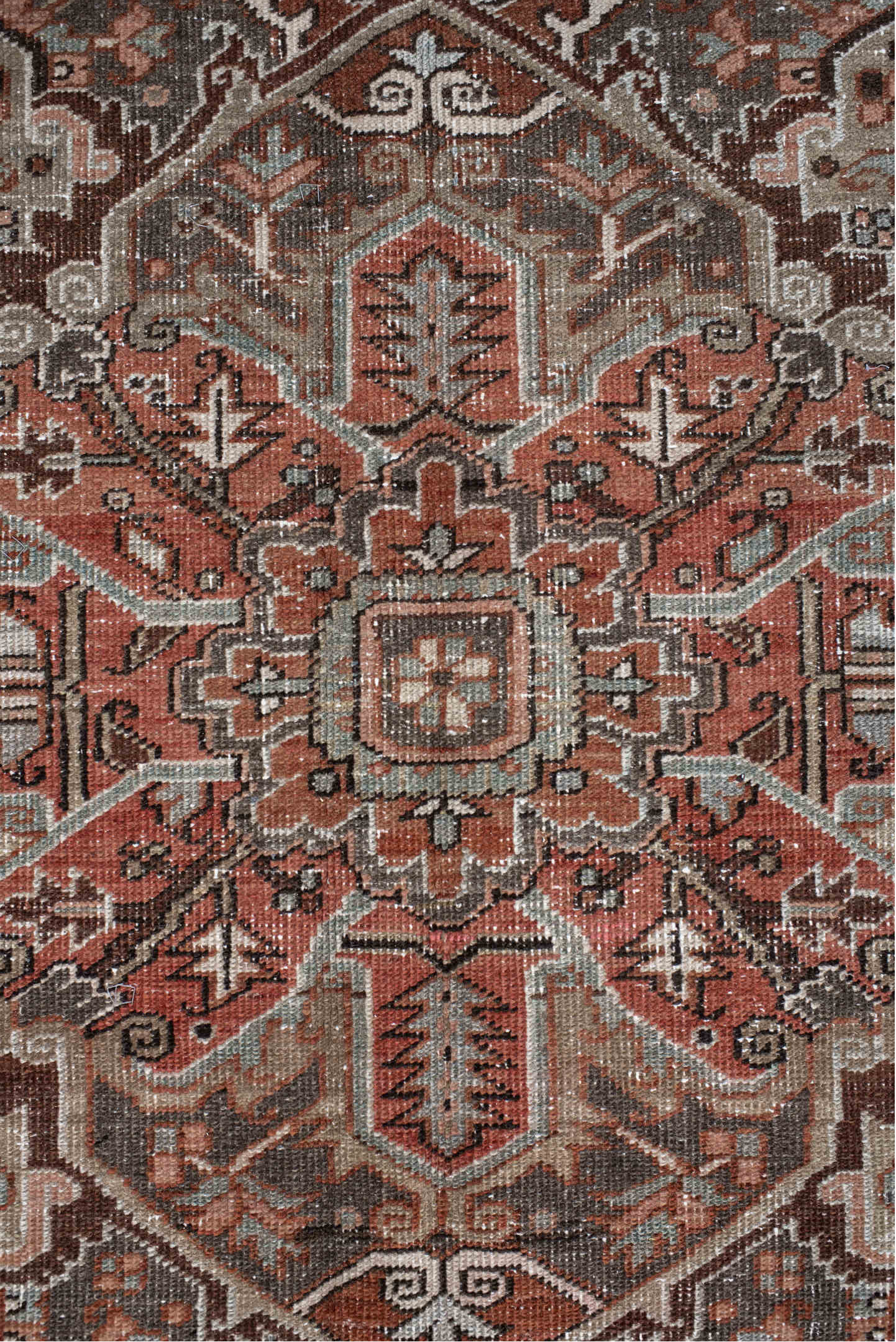 0' x 0' one-of-a-kind handmade vintage Heriz small size rug. Color palette: gray, light gray, off-white, brown, pink, red
