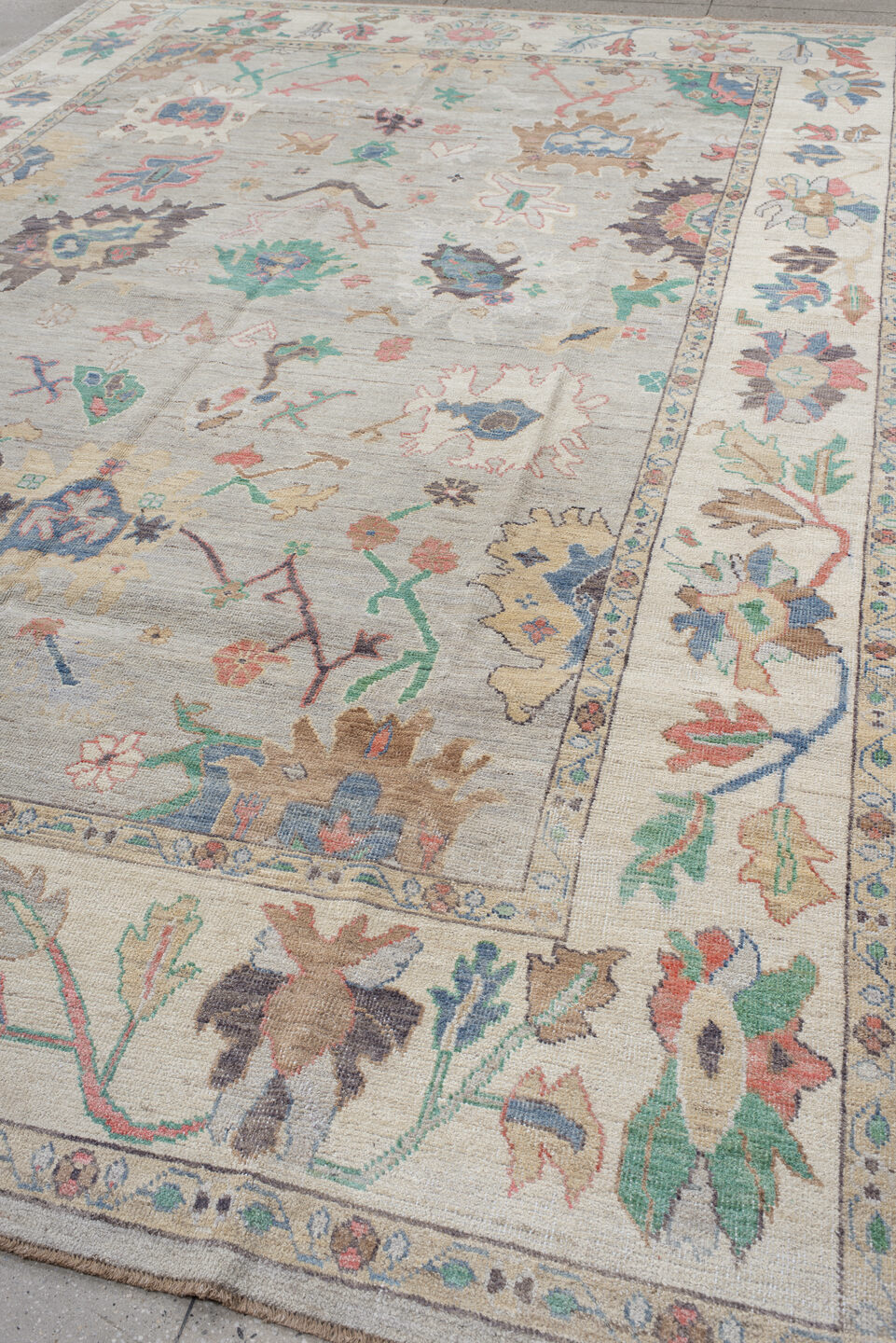 9' x 14' one-of-a-kind handmade vintage Oushak large size rug. Color palette: light gray, off-white, gray, brown, pink, blue