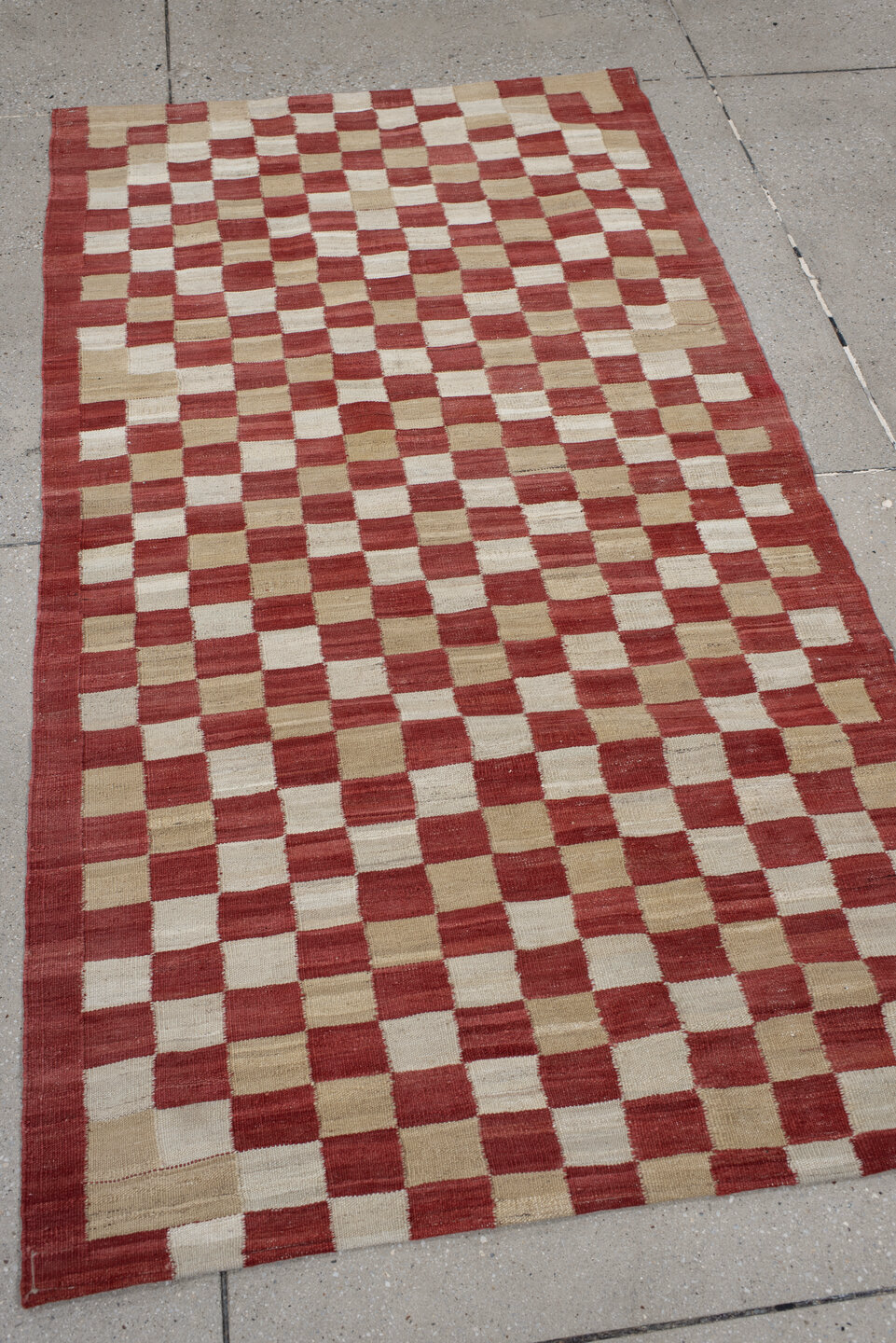3' x 6' one-of-a-kind handmade vintage Kilim small size rug. Color palette: pink, red, brown, off-white, gray, orange
